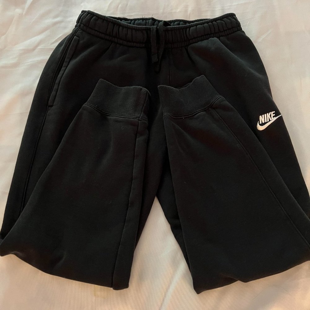Nike Joggers (S)